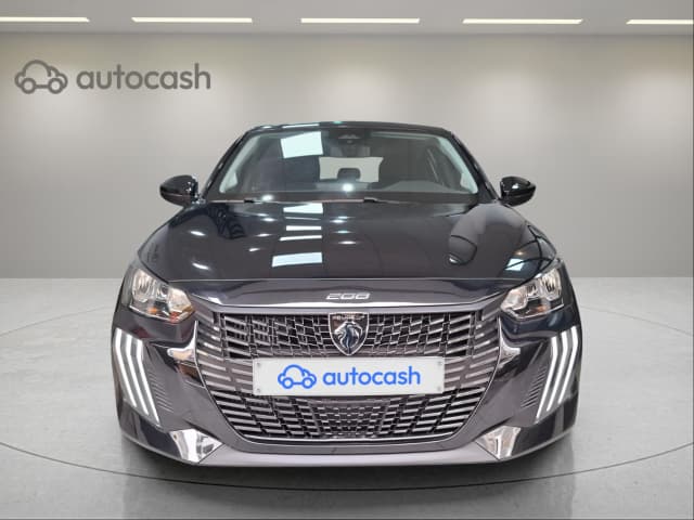 Peugeot 208 FRONT