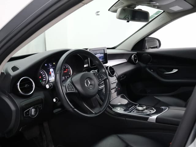 Mercedes Classe C FRONT_SEAT