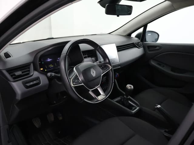 Renault Clio FRONT_SEAT