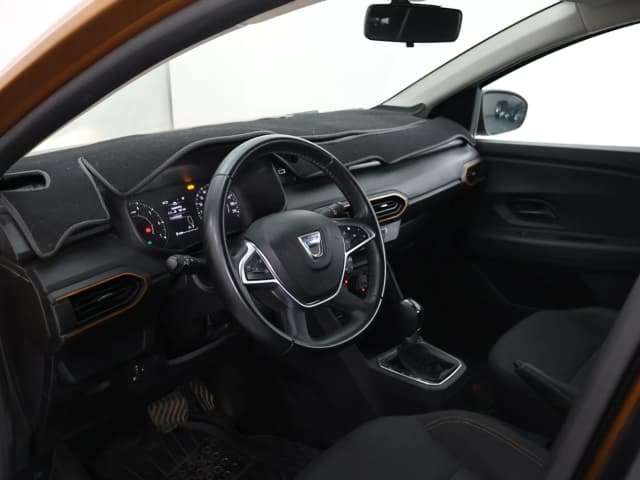 Dacia Sandero FRONT_SEAT