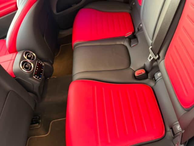 Mercedes GLC FRONT_SEAT