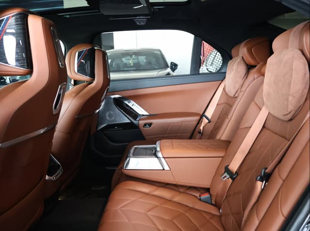 Bmw Série 7 REAR_SEAT