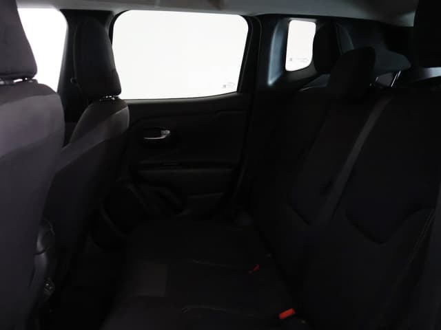 Jeep Renegade REAR_SEAT