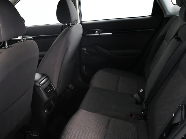 Kia Seltos REAR_SEAT