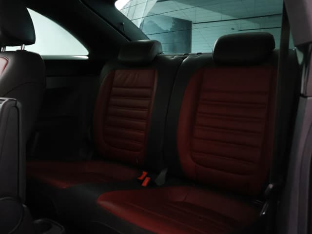 Volkswagen Coccinelle REAR_SEAT