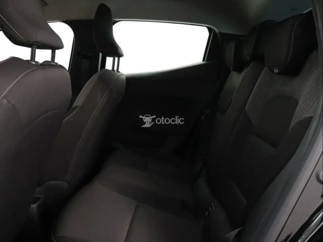 Renault Clio REAR_SEAT