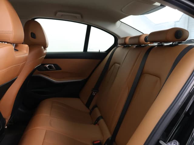 Bmw Série 3 REAR_SEAT