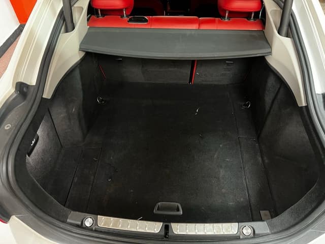 Bmw Série 4 Gran Coupé TRUNK