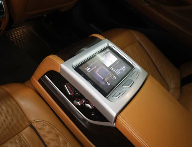 Bmw Série 7 WHEEL_AVG