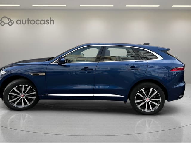 Jaguar F Pace LEFT