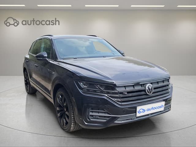 Volkswagen Touareg RIGHT