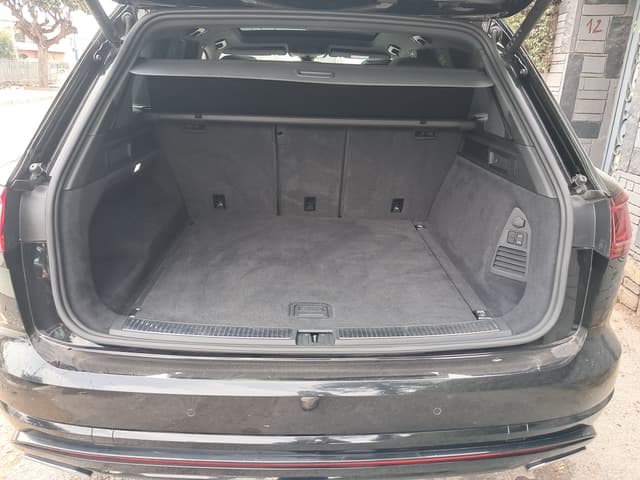 Volkswagen Touareg TRUNK