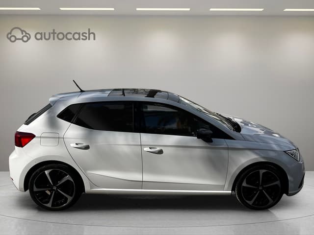 Seat Ibiza RIGHT