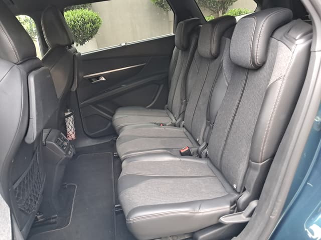 Peugeot 5008 REAR_SEAT