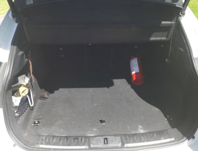 Jaguar F Pace TRUNK