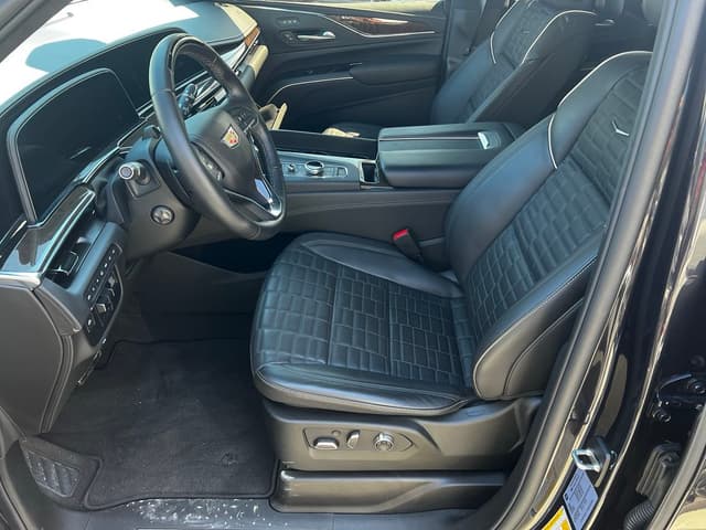 Cadillac Escalade FRONT_SEAT