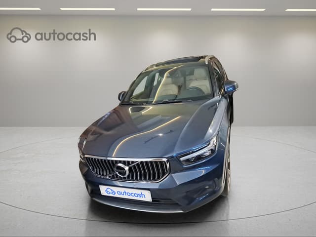 Volvo XC40 FRONT