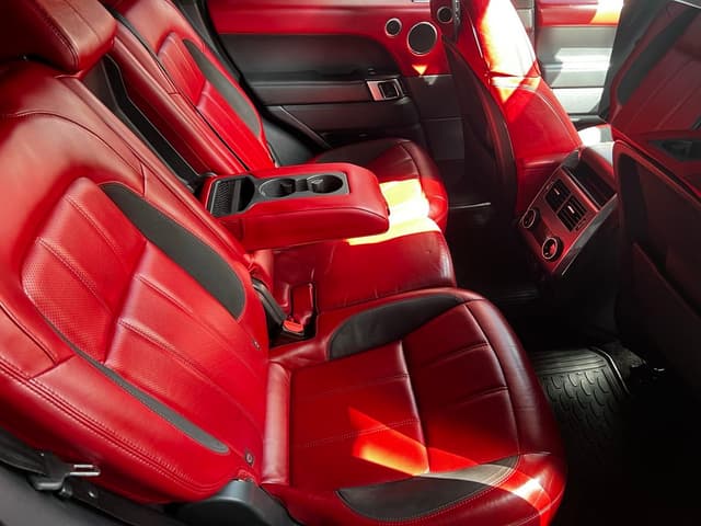 Land rover Range Rover Sport REAR_SEAT
