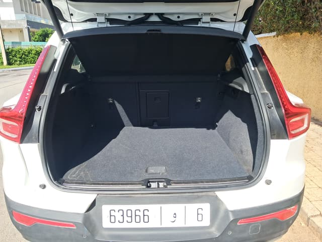 Volvo XC40 TRUNK