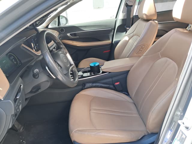 Hyundai Sonata FRONT_SEAT