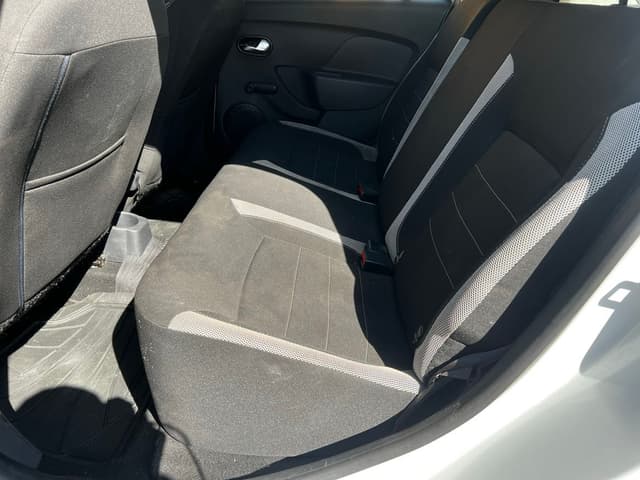 Dacia Sandero REAR_SEAT