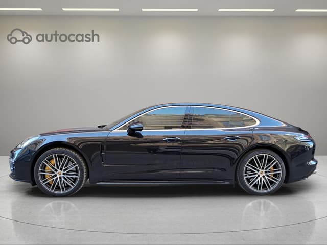 Porsche Panamera LEFT