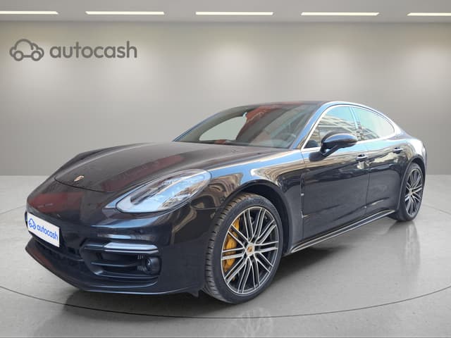Porsche Panamera 4S V8