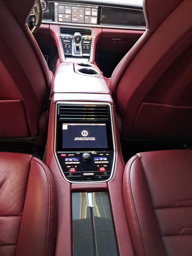 Porsche Panamera RIGHT