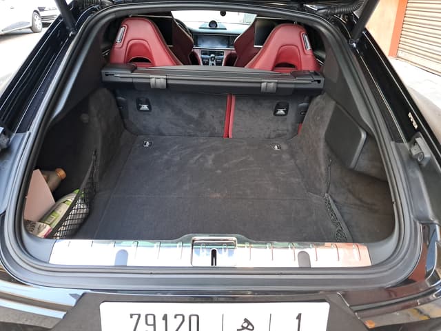 Porsche Panamera TRUNK
