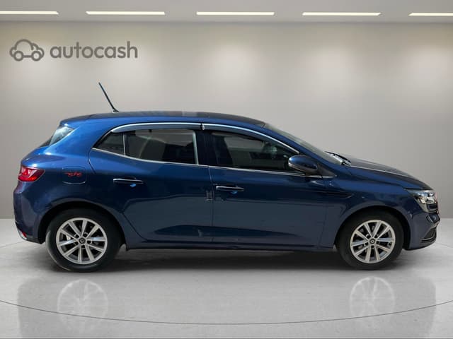 Renault Mégane RIGHT