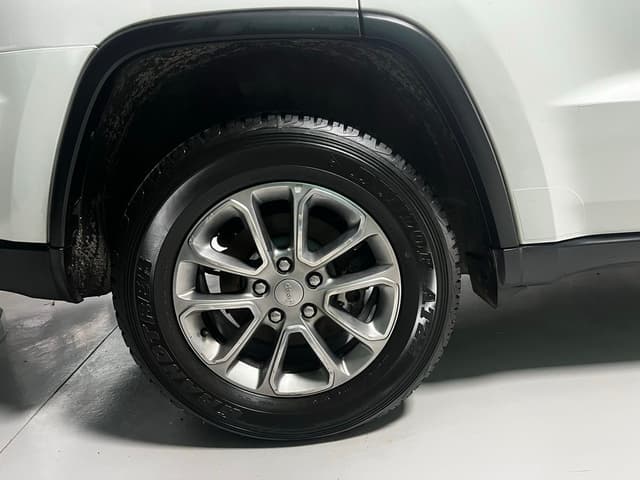 Jeep Cherokee WHEEL_AVG