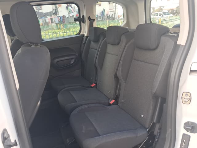 Fiat Doblo REAR_SEAT