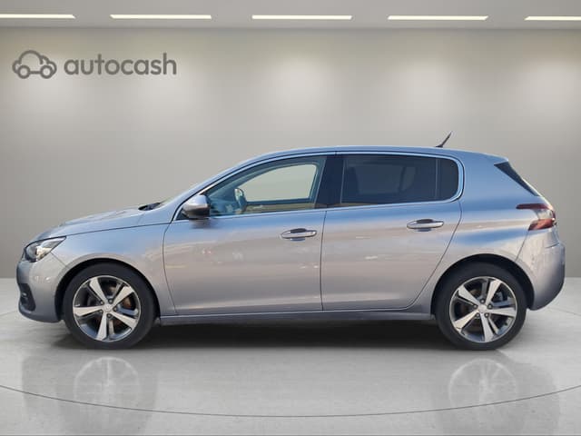 Peugeot 308 LEFT