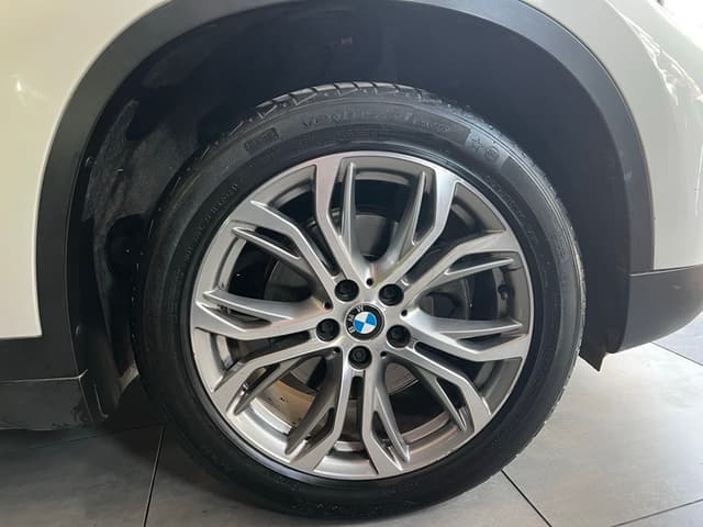 Bmw X1 WHEEL_AVG