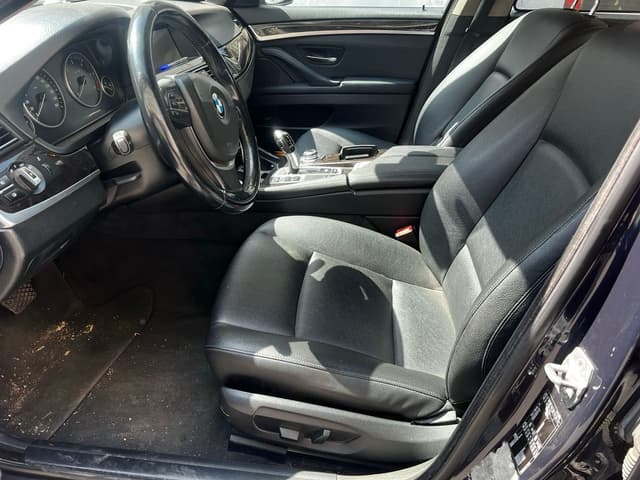 Bmw Série 5 FRONT_SEAT