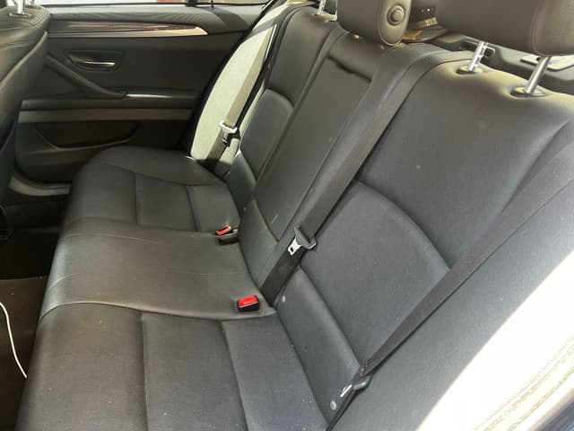 Bmw Série 5 REAR_SEAT