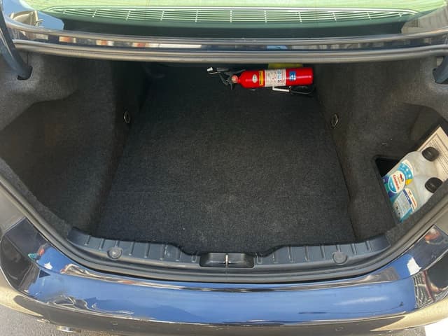Bmw Série 5 TRUNK