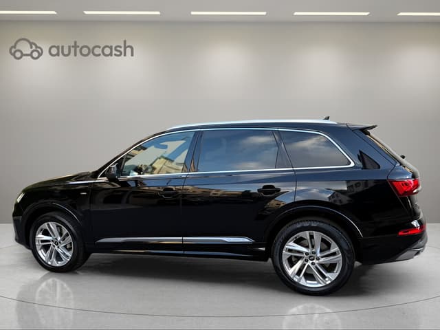 Audi Q7 LEFT