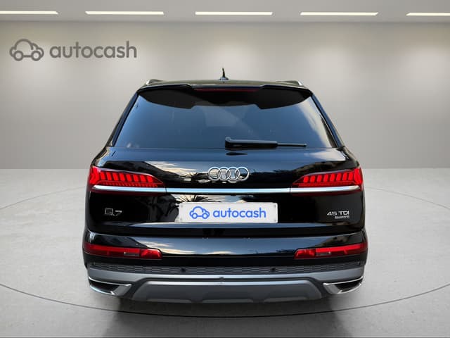Audi Q7 REAR