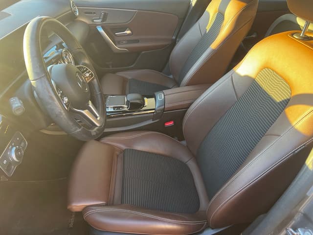 Mercedes Classe A FRONT_SEAT