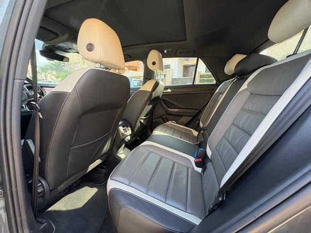Volkswagen T Roc REAR_SEAT