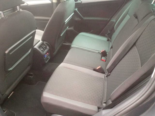 Volkswagen Tiguan REAR_SEAT
