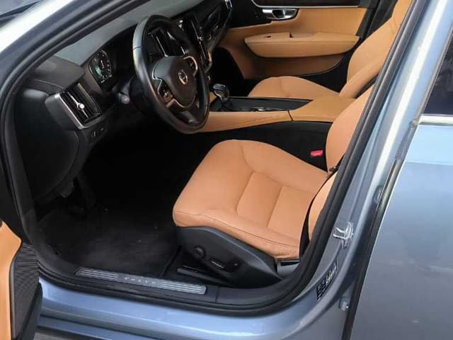 Volvo S90 FRONT_SEAT