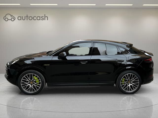Porsche Cayenne Coupé LEFT