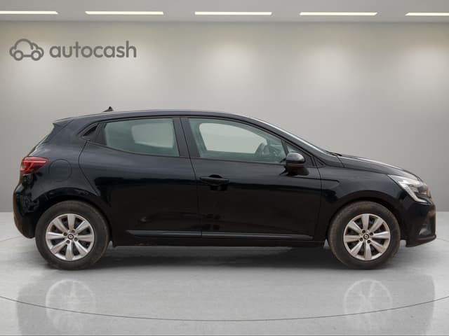 Renault Clio RIGHT