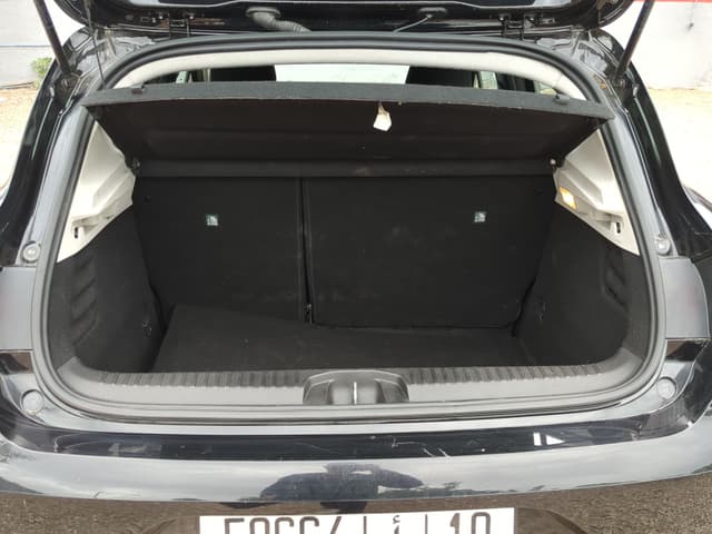 Renault Clio TRUNK