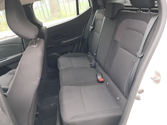 Dacia Sandero REAR_SEAT