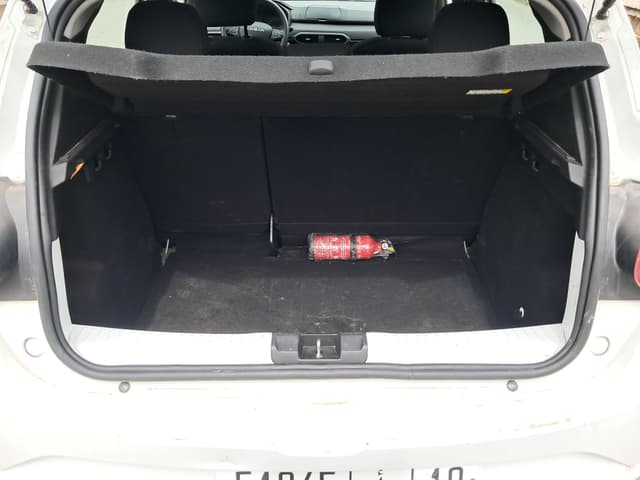 Dacia Sandero TRUNK