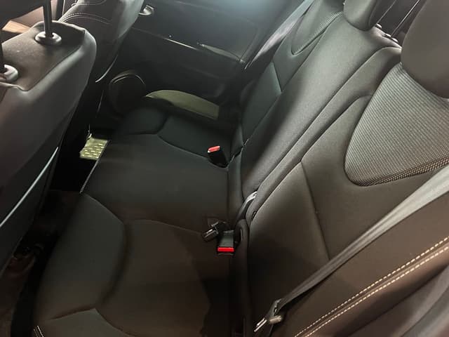 Renault Clio REAR_SEAT