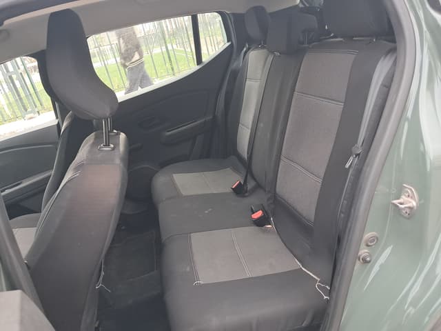 Dacia Sandero REAR_SEAT